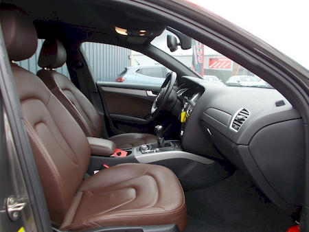 AUDI A4 AVANT 2.0 TDI 150 CV AMBIENTE BV6  ******** 1 ERE MAIN AVEC SEULEMENT 78816 KMS !!! **********